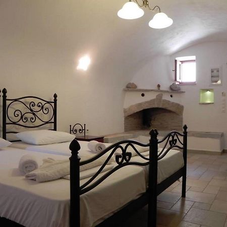 Kapetan Manwlis Apartamento Kato Khora Exterior foto