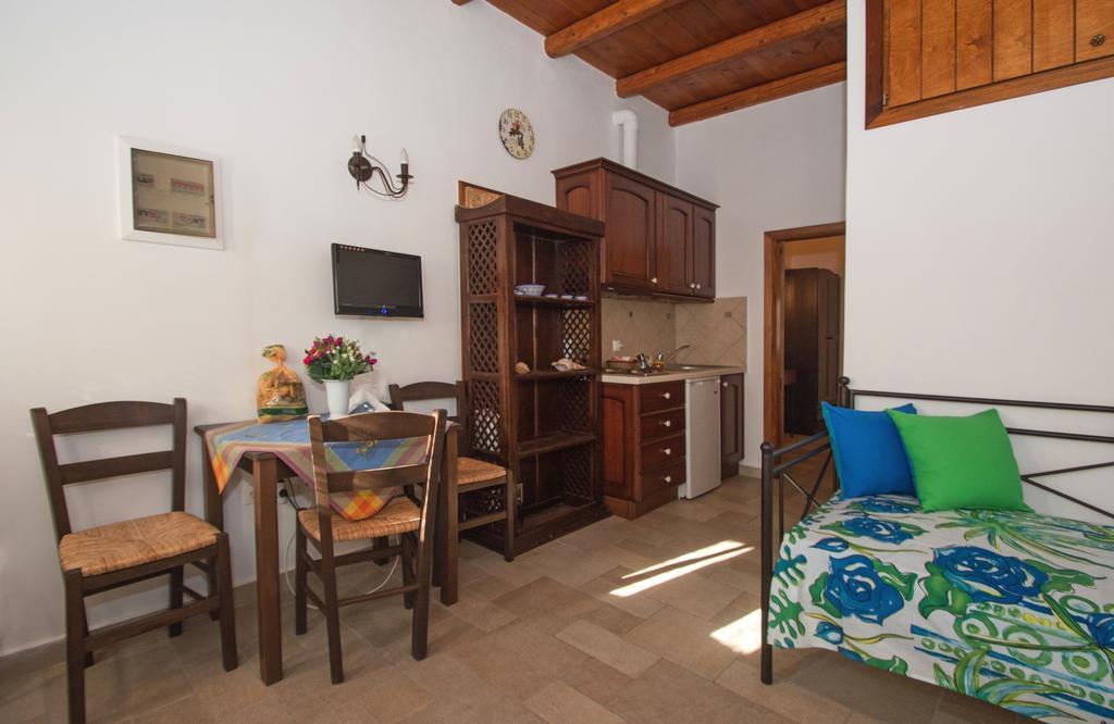 Kapetan Manwlis Apartamento Kato Khora Exterior foto